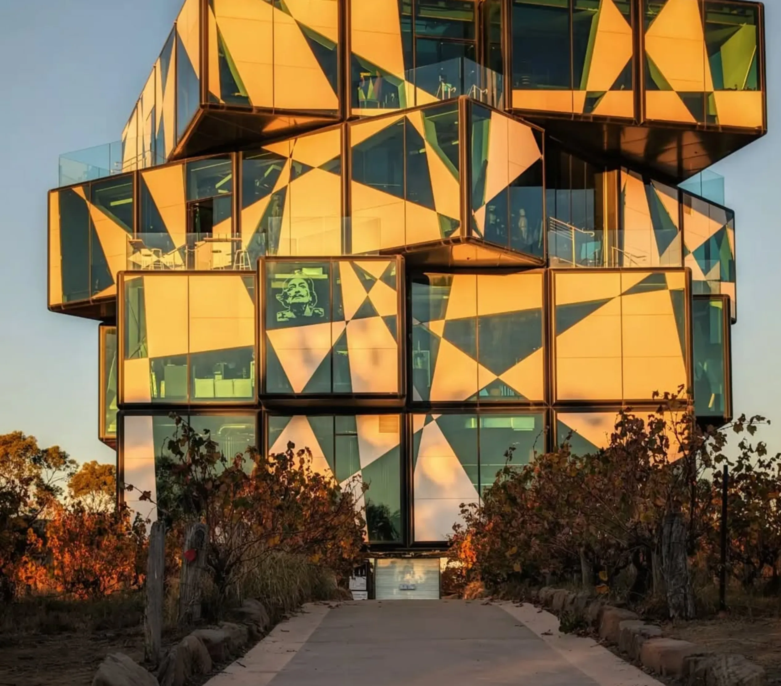Cube restaurant experience