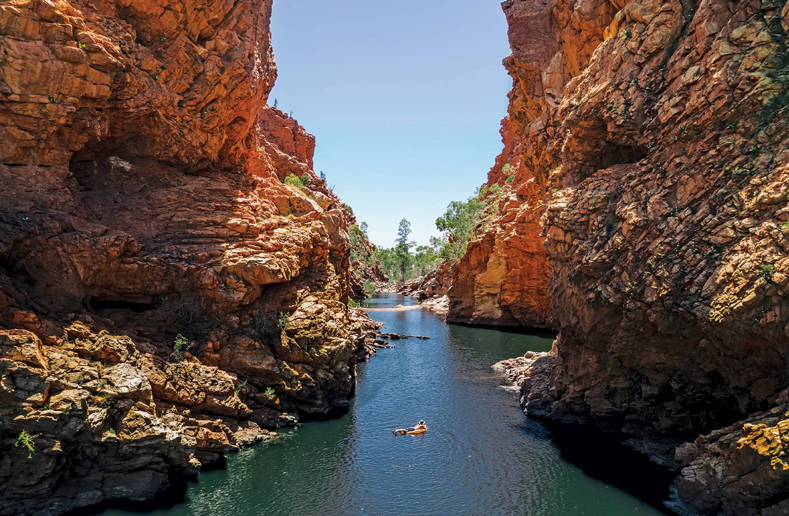 hidden waterholes near Alice Springs