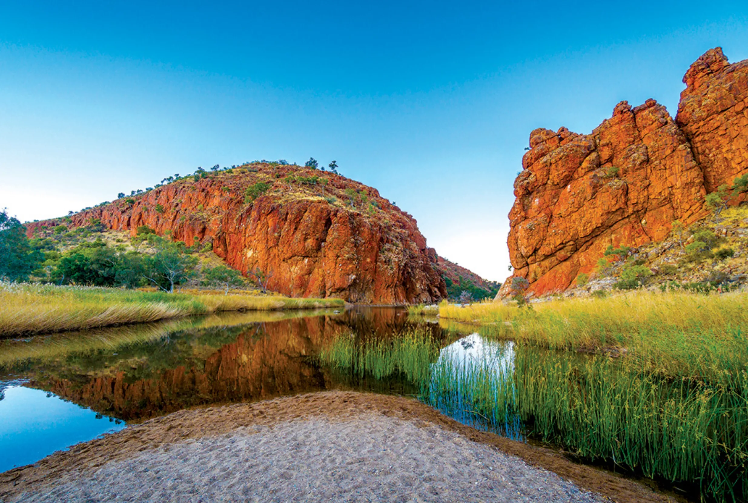 MacDonnell Ranges swimming spots
